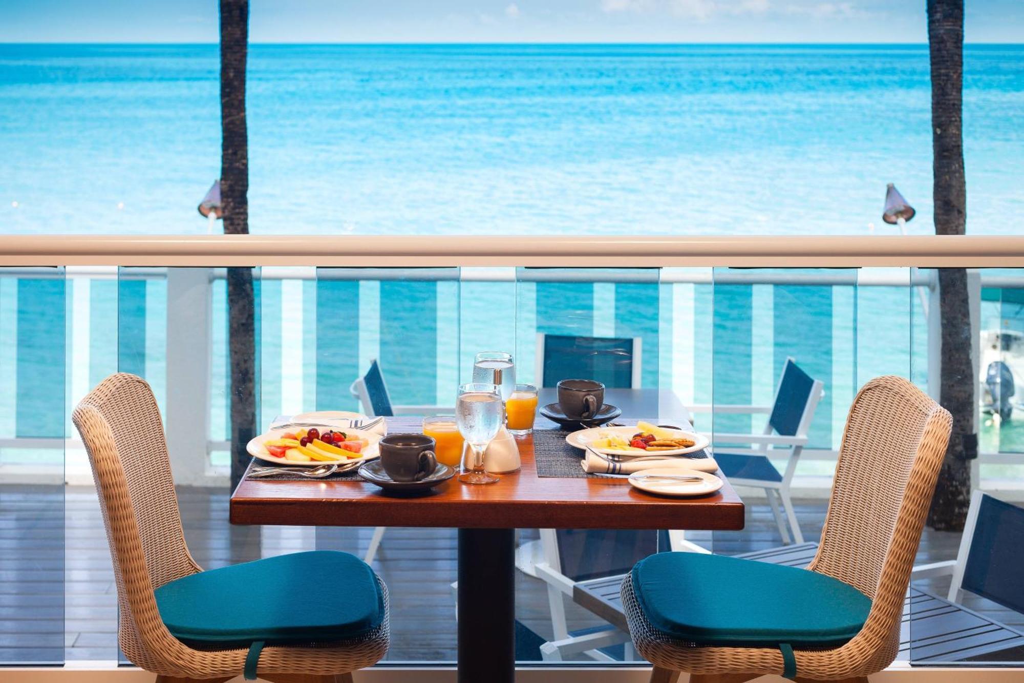 Waves Resort & Spa, Barbados, An Autograph Collection All-Inclusive Resort Saint James Eksteriør billede