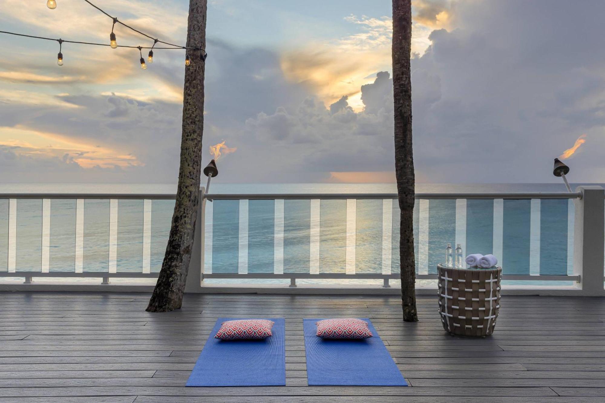 Waves Resort & Spa, Barbados, An Autograph Collection All-Inclusive Resort Saint James Eksteriør billede