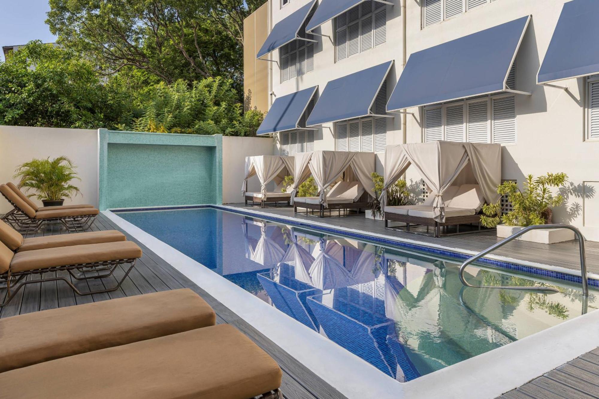 Waves Resort & Spa, Barbados, An Autograph Collection All-Inclusive Resort Saint James Eksteriør billede