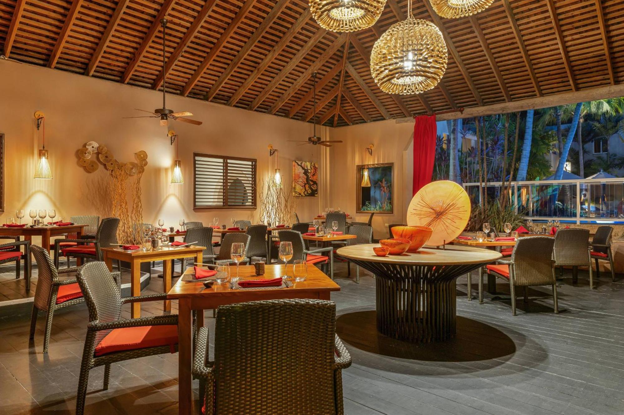 Waves Resort & Spa, Barbados, An Autograph Collection All-Inclusive Resort Saint James Eksteriør billede
