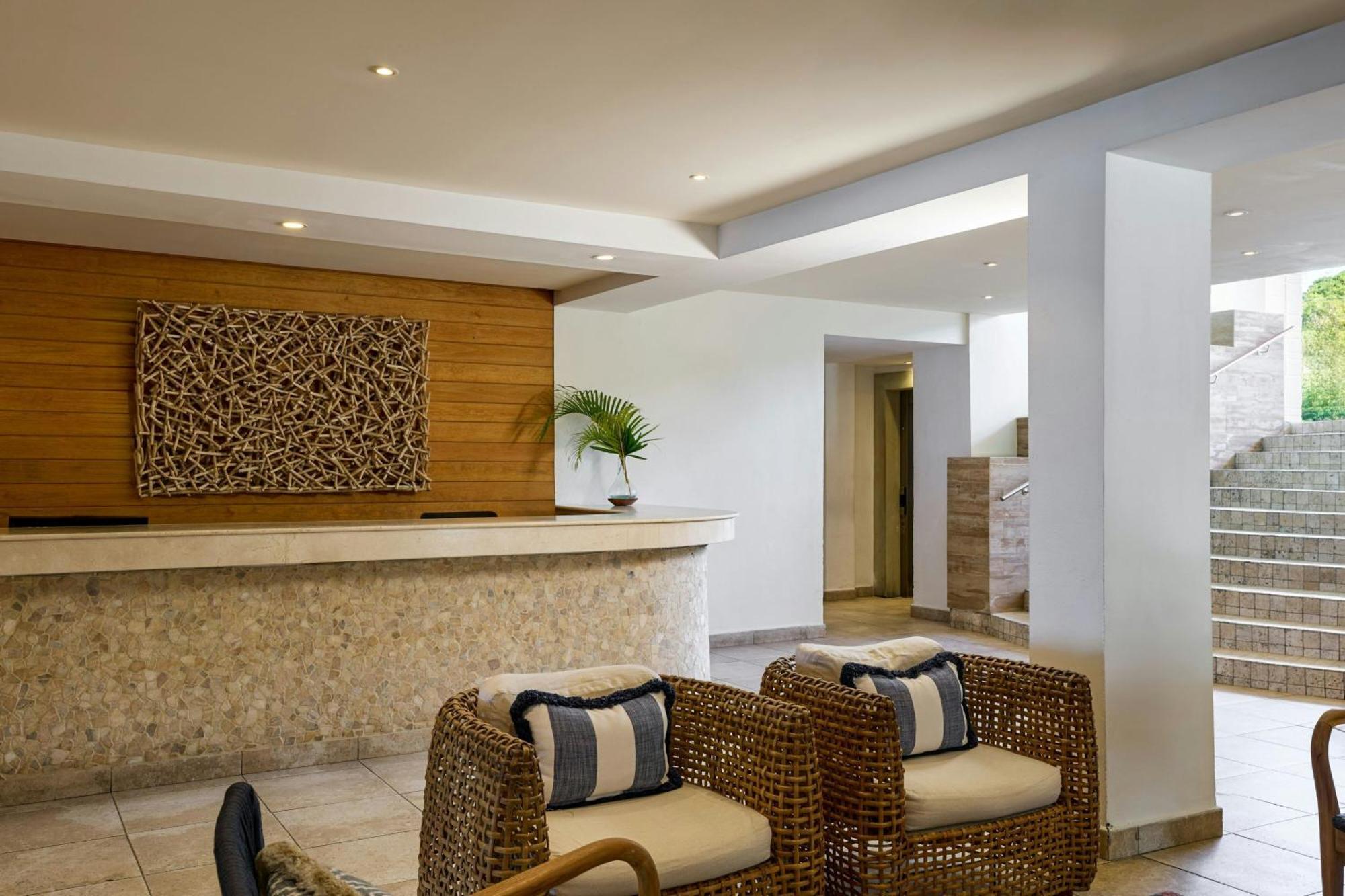 Waves Resort & Spa, Barbados, An Autograph Collection All-Inclusive Resort Saint James Eksteriør billede