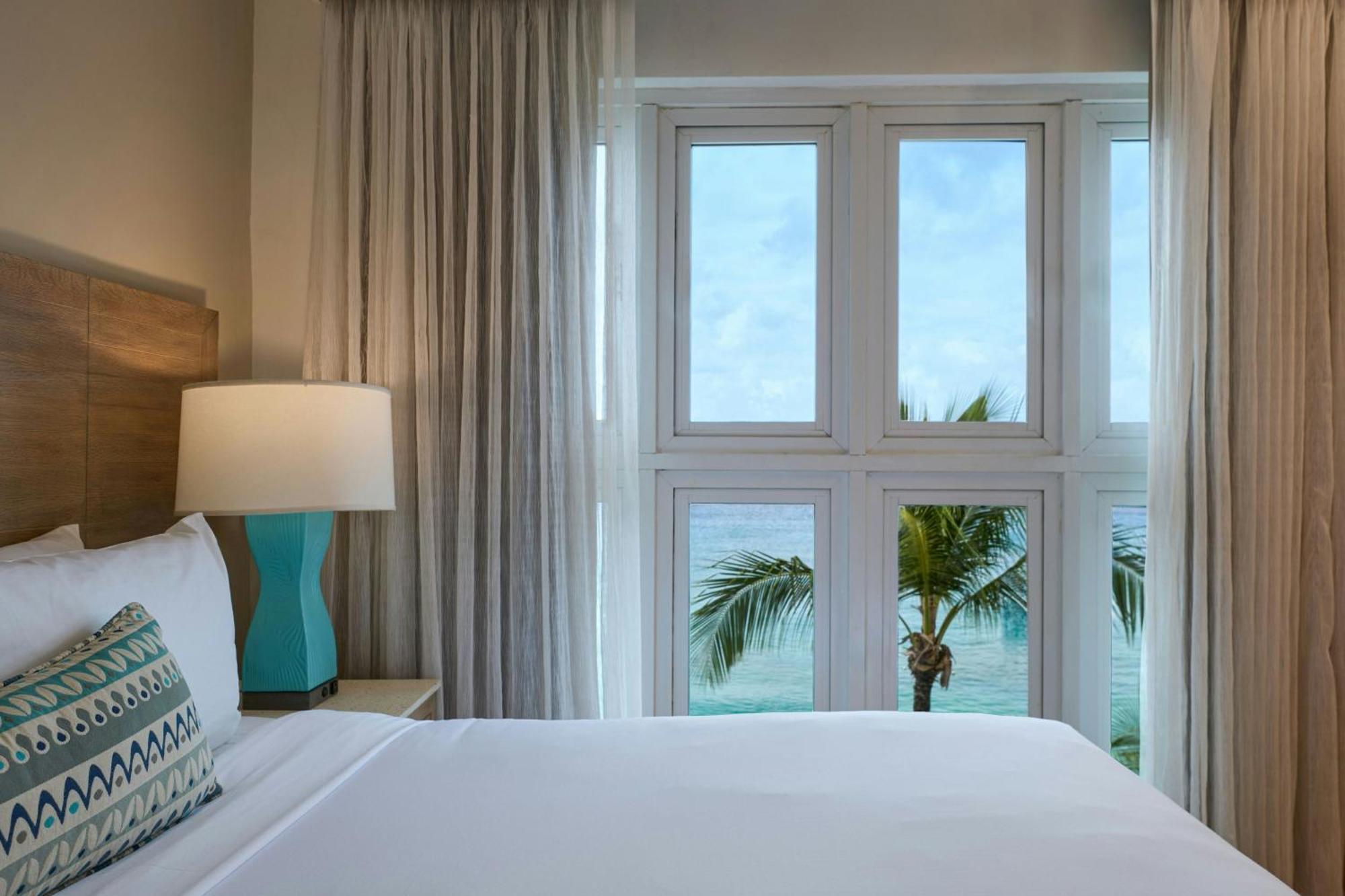 Waves Resort & Spa, Barbados, An Autograph Collection All-Inclusive Resort Saint James Eksteriør billede